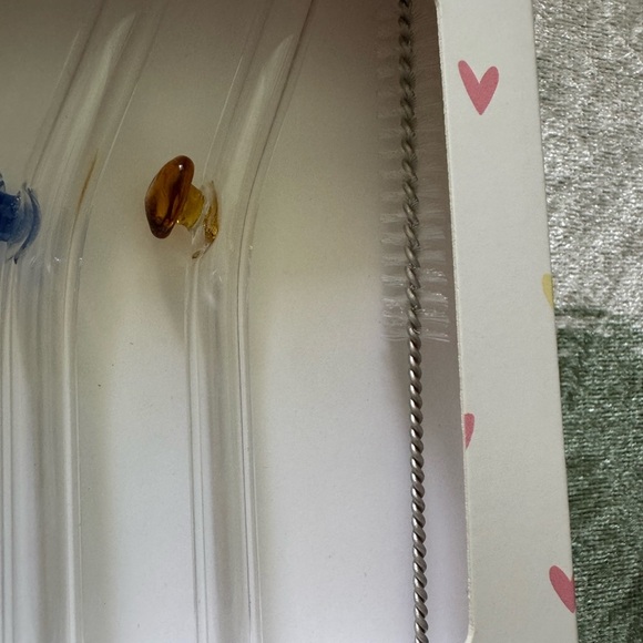 Zodax CrystalSip Straws ~ Glass Straws with Heart Charms + Cleaning Brush - Picture 4 of 5